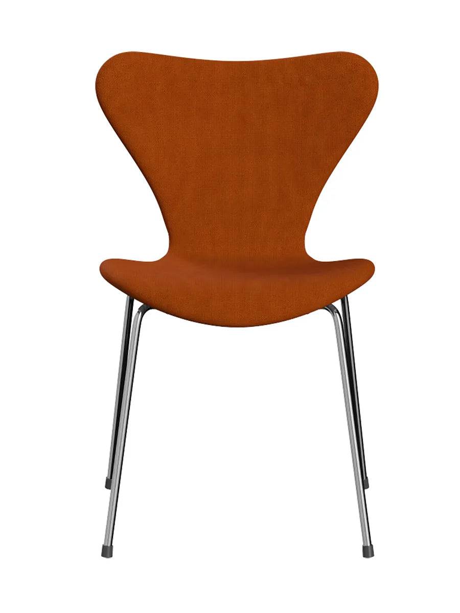 3107 Serie 7, fuldpolstret af Arne Jacobsen Hallingdal / 547 Orange - Jacobsen Plus
