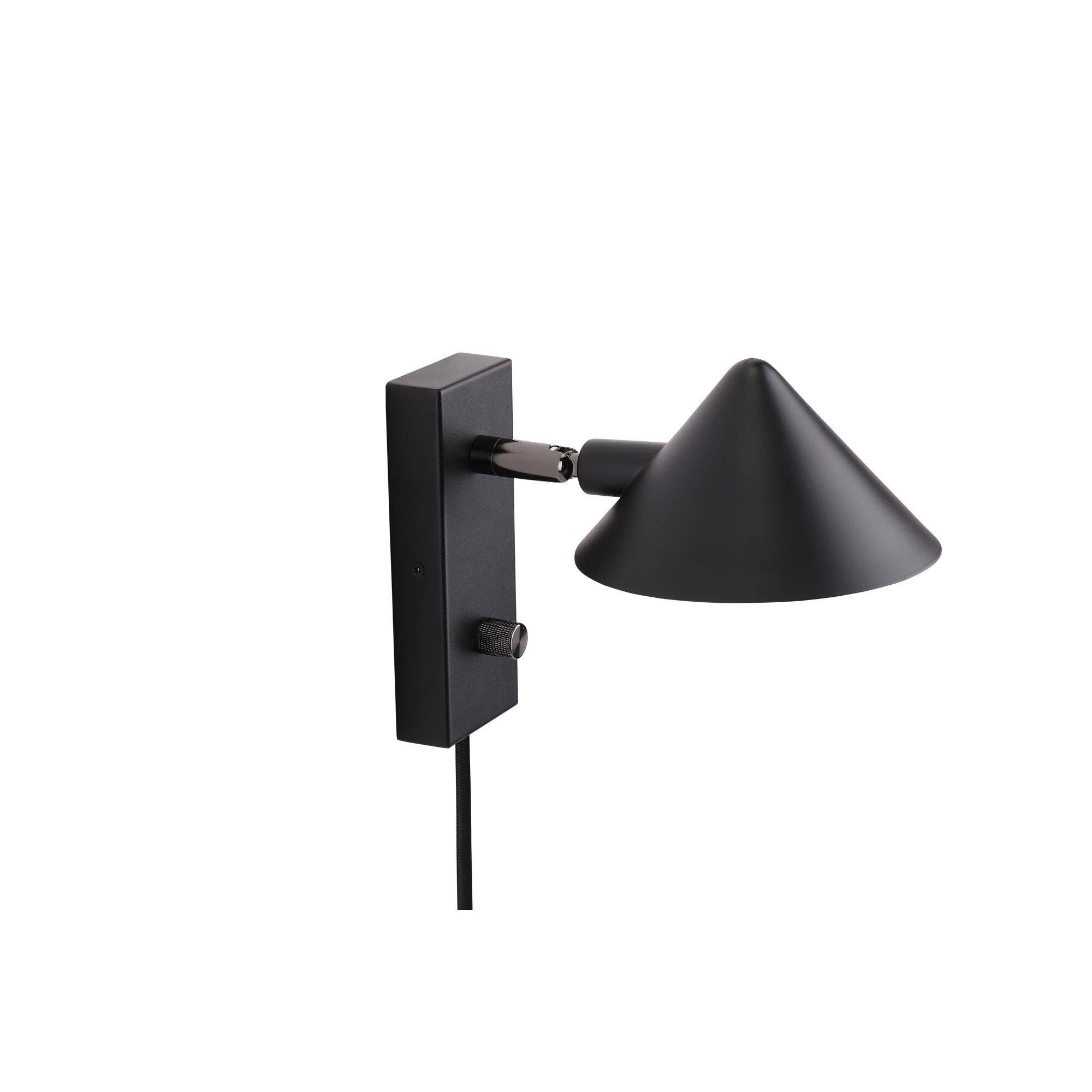 Watt & Veke Kuro Vägglampa Svart
