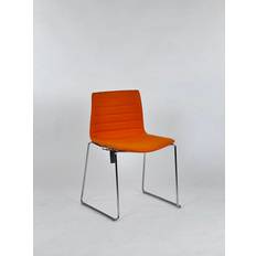 Arper Catifa 46 konferencestol Carrot
