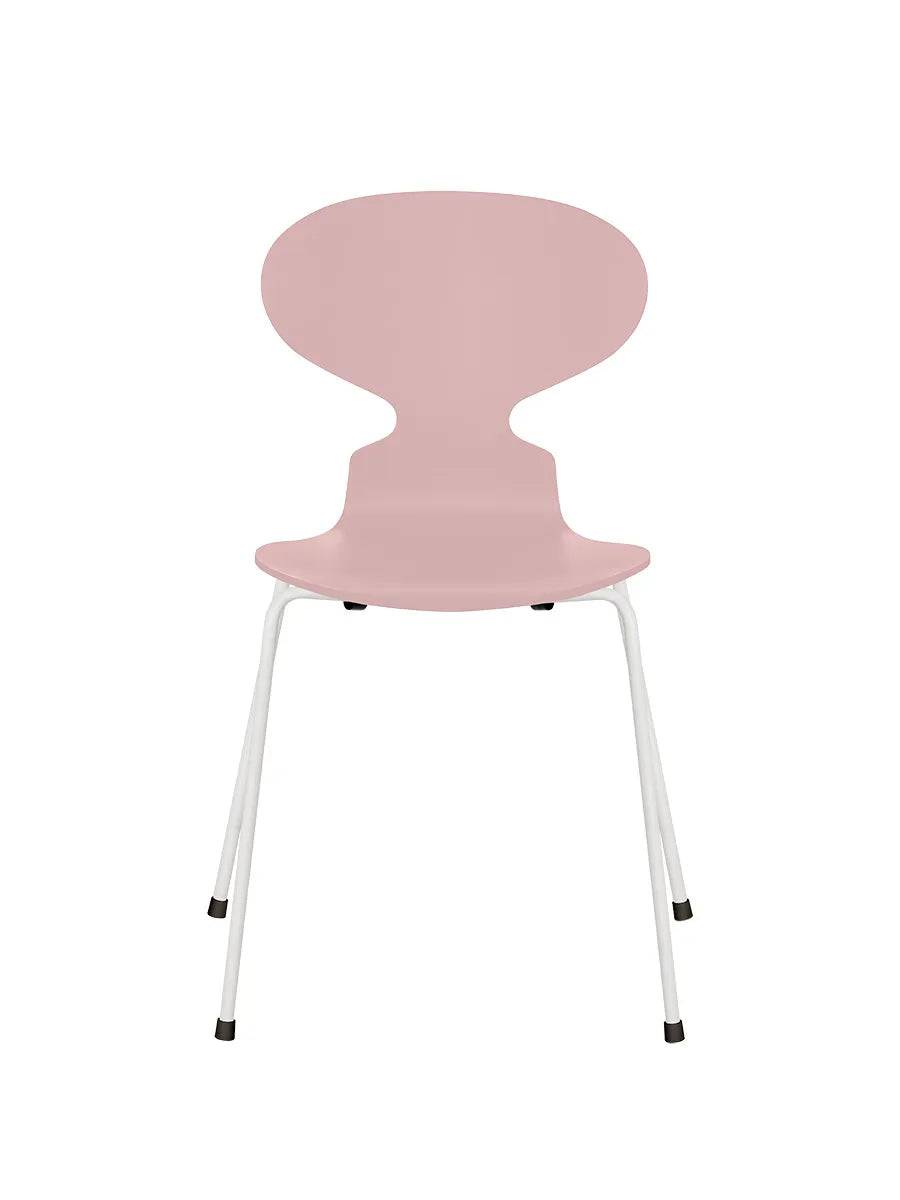3101 Myren Stol lakeret af Arne Jacobsen Pale Rose / Hvid - Jacobsen Plus