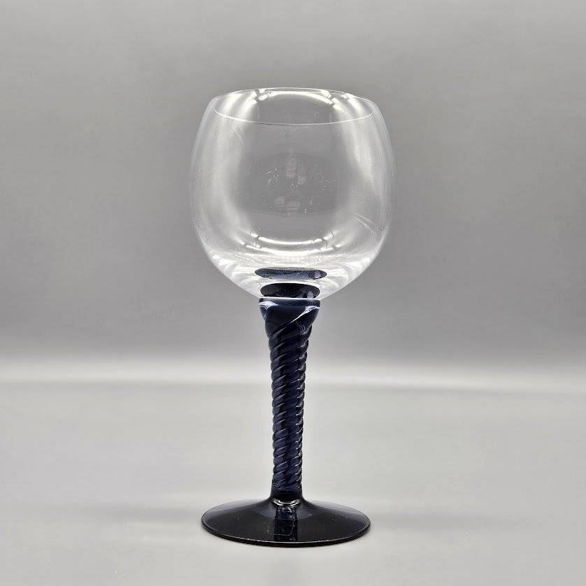 Vinglas "Twist" - Rolf Sinnemark Älghults glasbruk - Blå glas