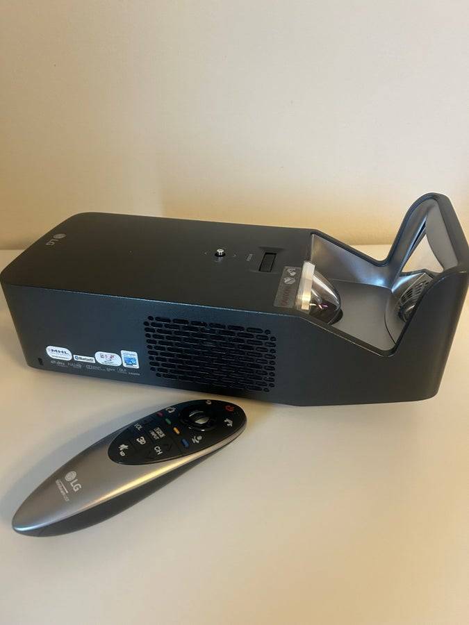 LG PF1000U Ultra Short Throw Full-HD projektor – Kort kastavstånd – 1080p