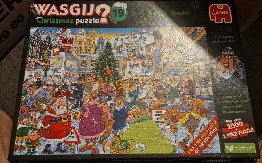 Wasgij Christmas Puzzle 19: Santa Dash!