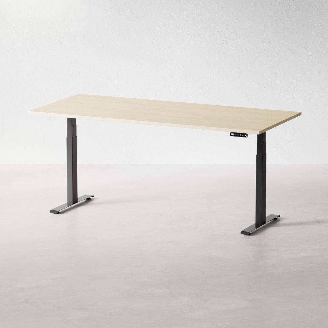 Hæve sænkebord - Premium, Størrelse 180x80 cm, Bordplade Birk, Stativ Sort.