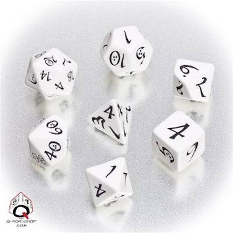 Classic RPG Black & white Dice Set (7)