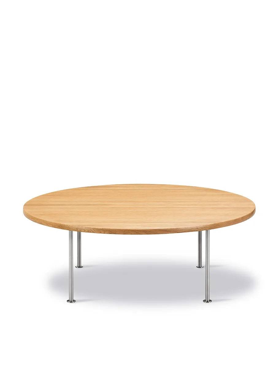 Wegner Ox Table fra Fredericia Furniture Ø120 cm / Eg - oliebehandlet / H: 41 cm - Jacobsen Plus