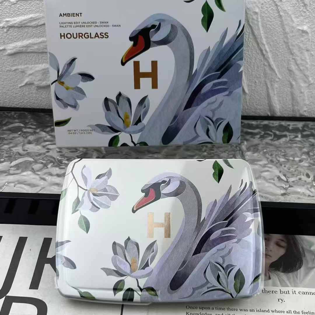 Hourglass Swan Palette Ögonskugga Rouge Kontur Matt Skimmer Flerfärgad Highlighter Cruelty-Free Högpigmenterad Naturlig Finish Dam Present