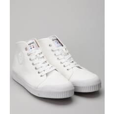 Spring Court, Classic Mid Canvas B2-White