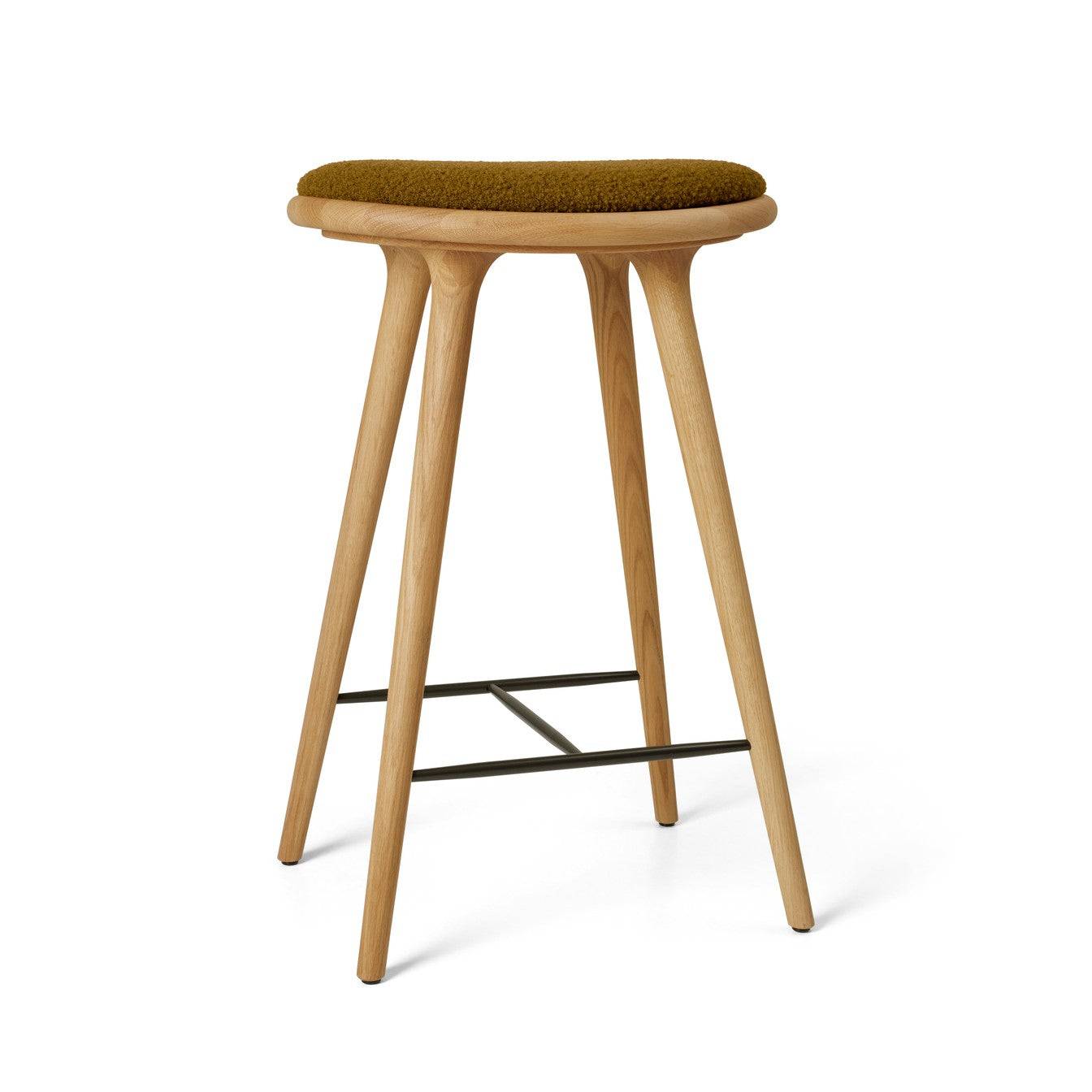 High Stool, olieret eg, Kvadrat Baru 0450, 69 cm lav barstol fra Mater - Jacobsen Plus