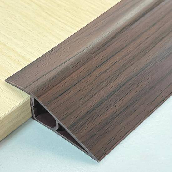 Yousheng 1/1,5CMx100CM PVC Tröskelramp Självhäftande Golvövergångslist Halkfri Dörröppningar Matta Kakel Överlappningskant Reducerare beige