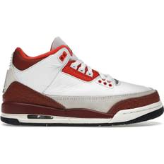 Air Jordan 3 Retro SE Dunk on Mars