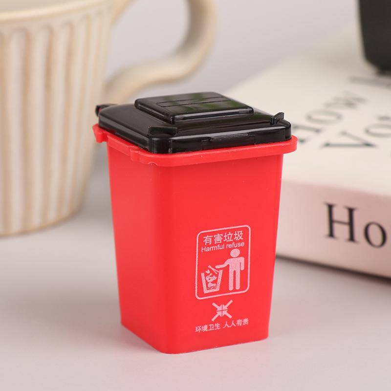 1:12 Dollhouse Inredningsleksaker Mini Papperskorgen Modell / Mini Avfallsbehållare / Pen Organizer Hem Förvaringsbehållare Plast Rullande Papperskorgen