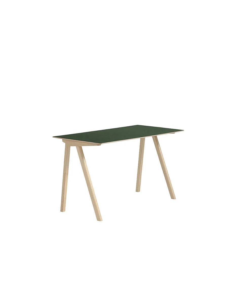 CPH90 Skrivebord, 130 cm fra Hay Grøn linoleum / Lakeret eg - Jacobsen Plus