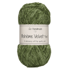 Go Handmade Bohème Velvet Fine 17617 Lime Indhold: 100% Polyester Vægt/længde: 50 gram = ca. 190 meter Anbefalede pinde: 2.50 - 3.50 mm Strikkefasthed: 10 x 10 cm = 30m Maskinvask, max 40°C / Tørres fladt.