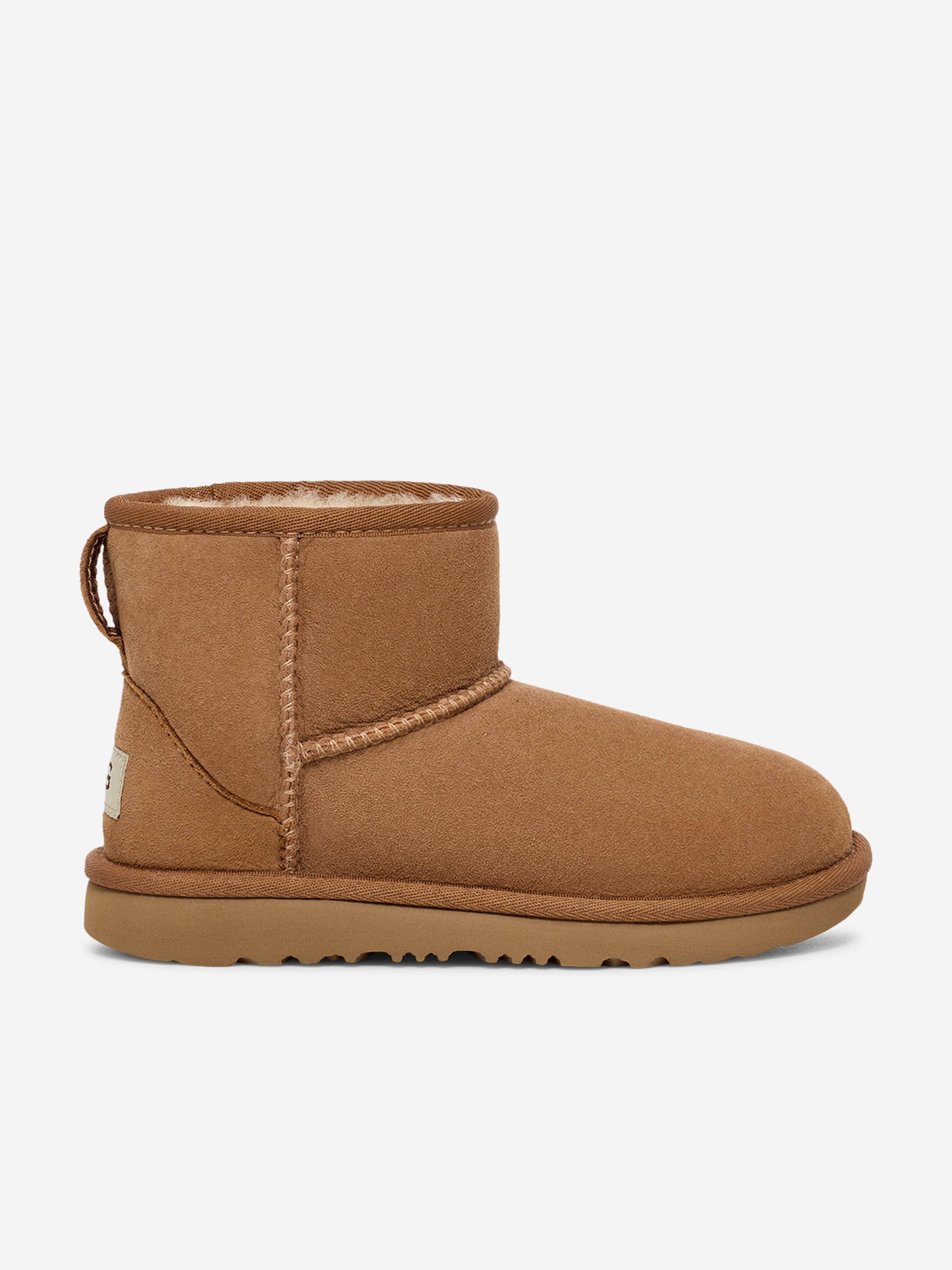 UGG Kids Classic Mini II Boots in Brown - Brown / EU 25 UK 7 US 8 (EU 25 UK 7 US 8)