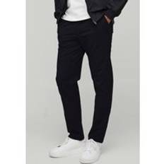 Avsmalnande Tekniska Stretch-Byxor Med Smart Passform, Black - 32