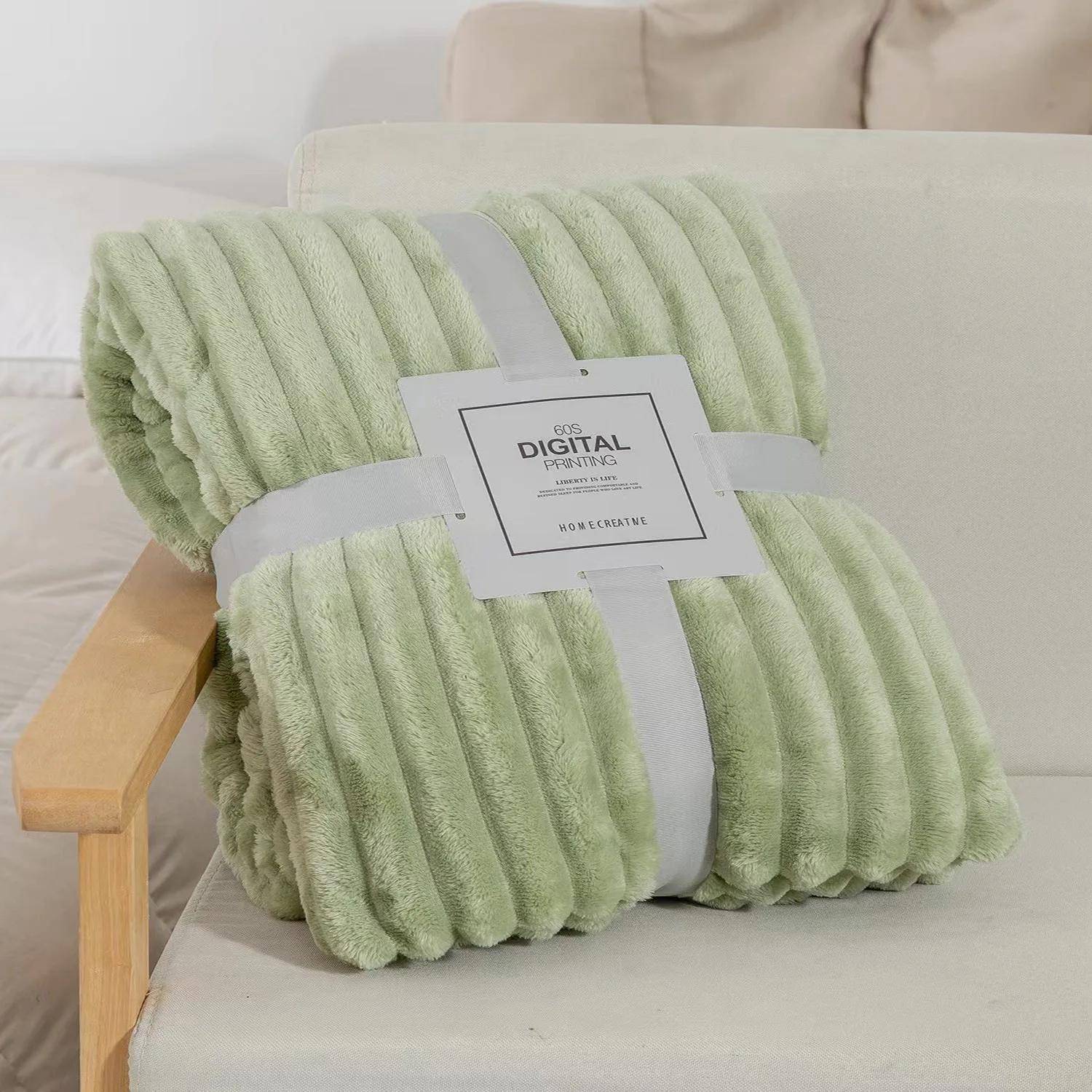 New Upgraded Thick Flannel Rabbit Fur Nap Blanket with Thick Striped Magic Fur Imitation Rabbit Fur Blanket Sofa Throw Blanket grön