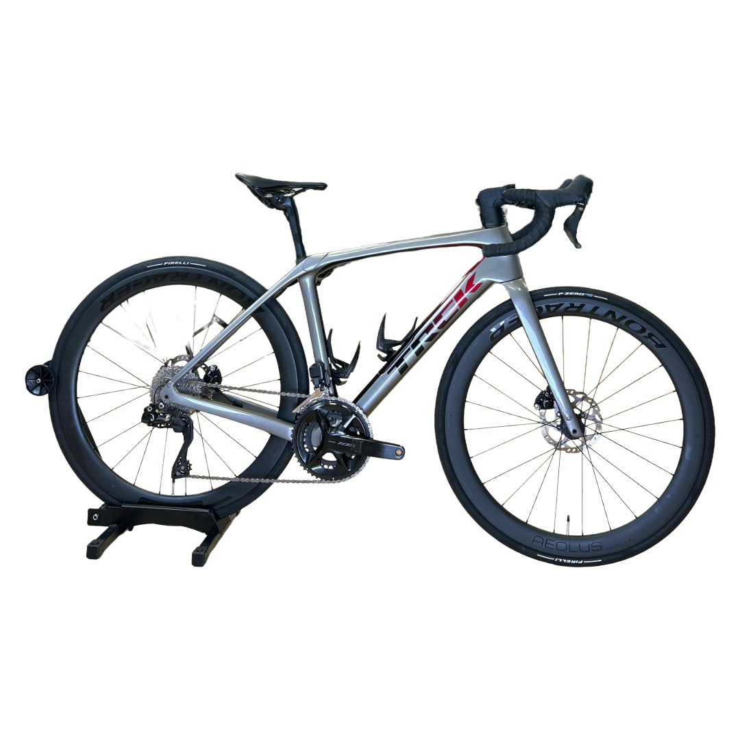 Trek Domane Di2 Carbon - Shimano 105 Di2 - Bontrager Aeolus Elite 50 Carbon