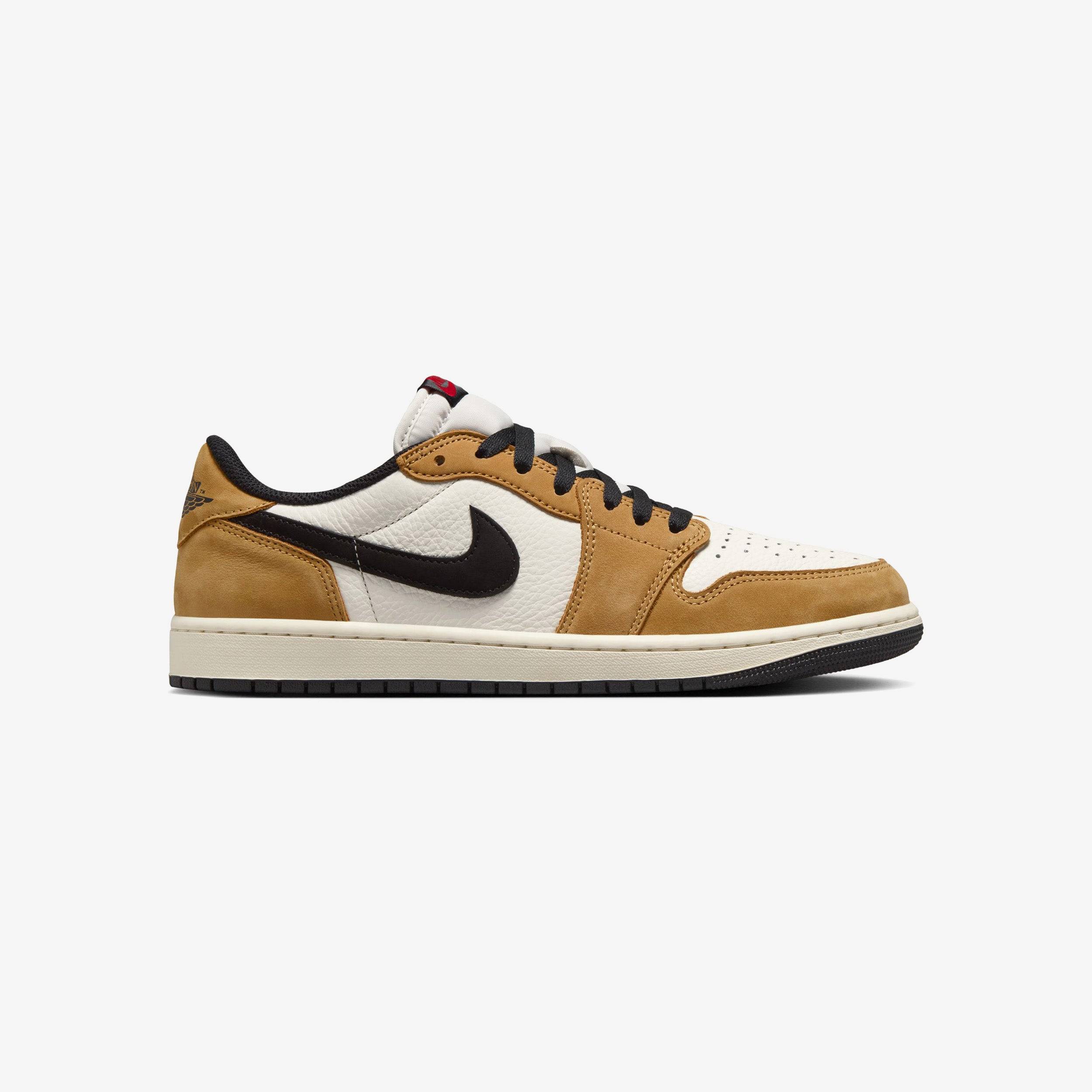 Jordan Air Jordan 1 Low OG - SAIL/BLACK-GOLDEN HARVEST-GYM RED - unisex - 11