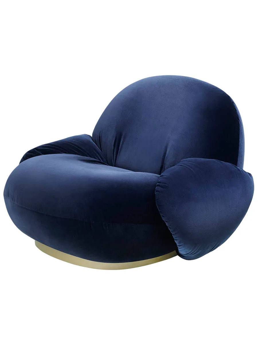 Pacha Lounge Chair w. armrest, fra GUBI Prisgruppe 1 / Pearl Gold - Jacobsen Plus