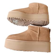 Ugg Snow boots