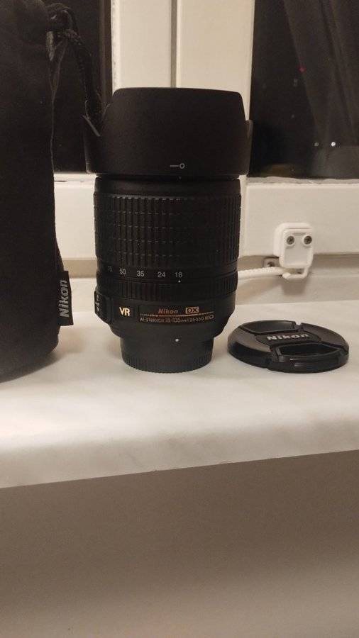 Nikon AF-S DX NIKKOR 18-105mm VR-objektiv