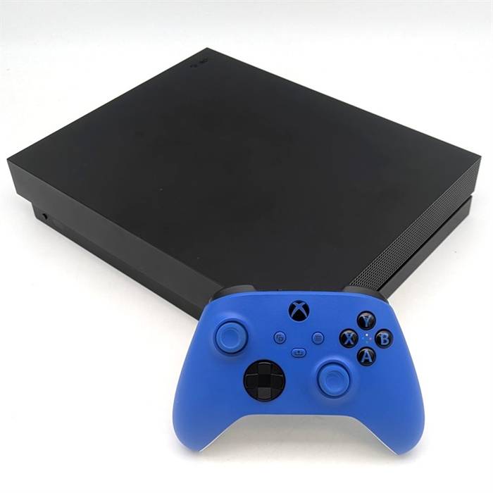XBOX One X - Sort - 1TB HDD - Konsol - SNR 043630193417 (B Grade) (Genbrug)