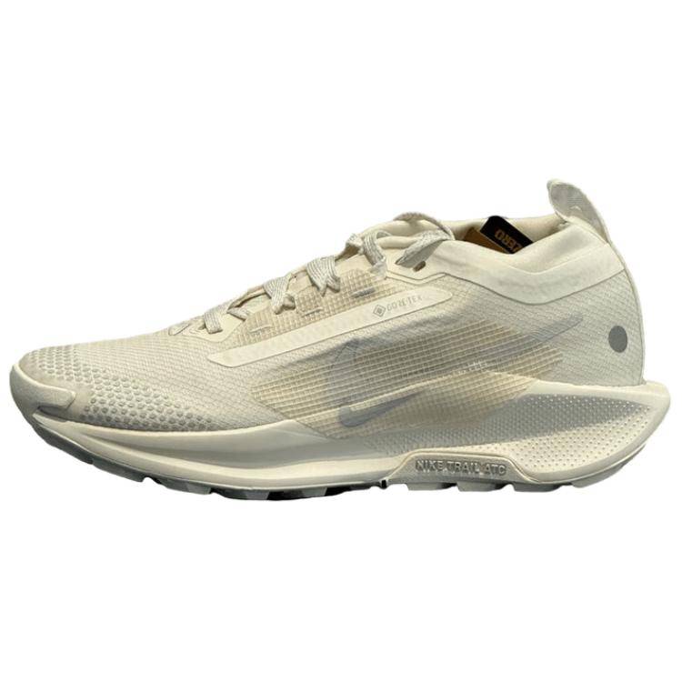 Nike Pegasus Trail 5 GORE-TEX Sail Photon Dust Dam Sneakers Kräm FQ0912-102 35.5