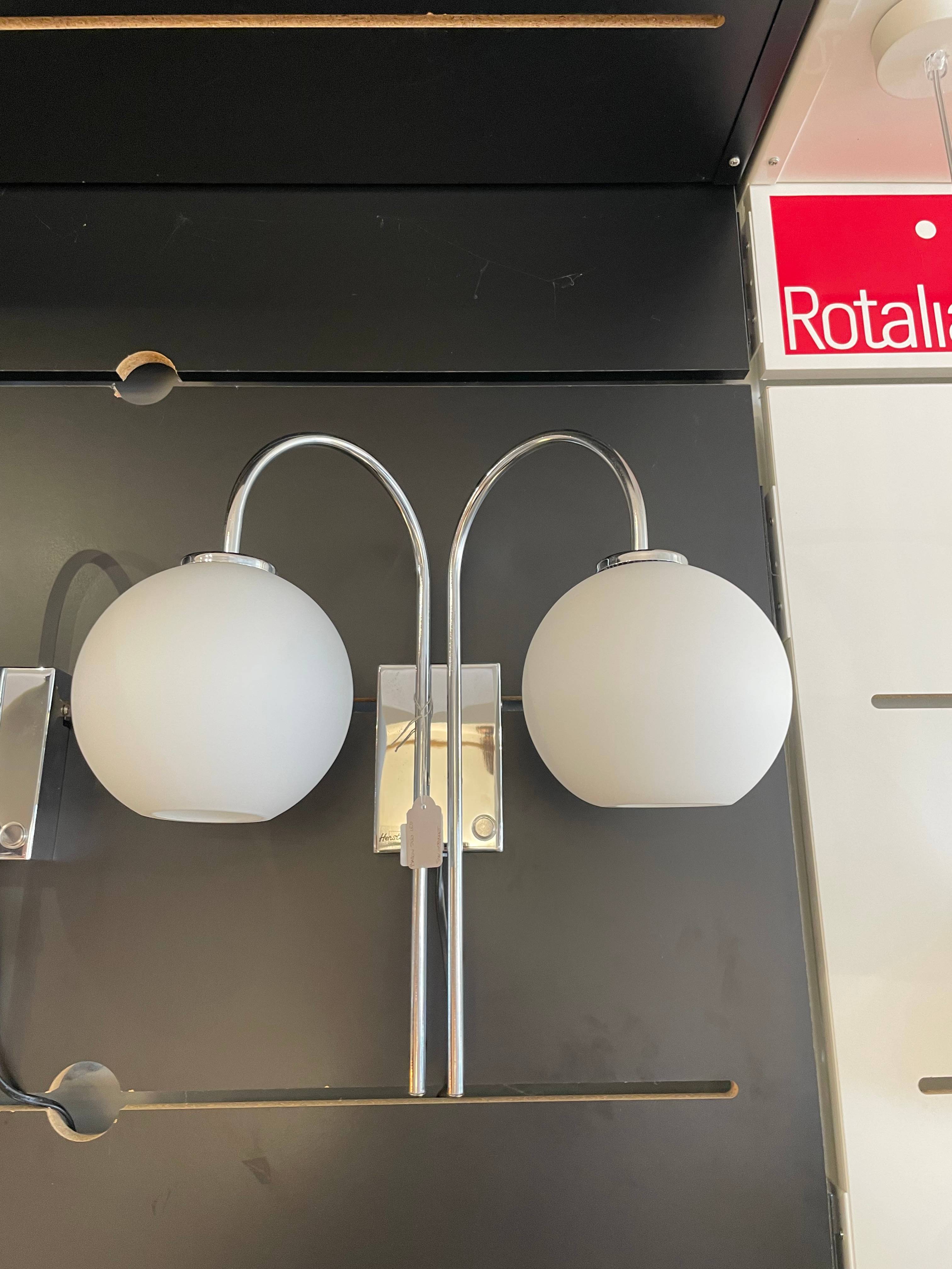 Ballon Dobbelt LED væglampe - Krom med Lysdæmper - Herstal - Udstillingsmodel