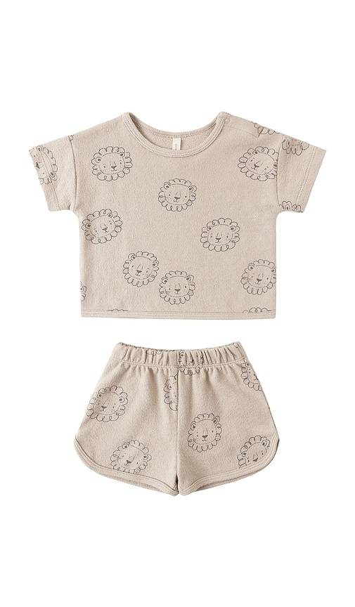 QUINCY MAE SET AUS T-SHIRT UND SHORTS in Taupe. Größe 12-18M. Also in 2-3yr.