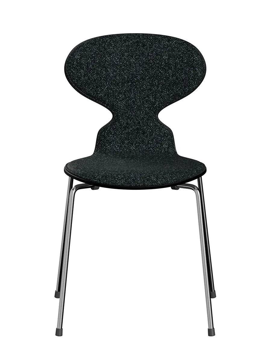 3101 Myren Stol, forsidepolstret af Arne Jacobsen Sortfarvet ask-Vanir 193 tekstil / Krom - Jacobsen Plus