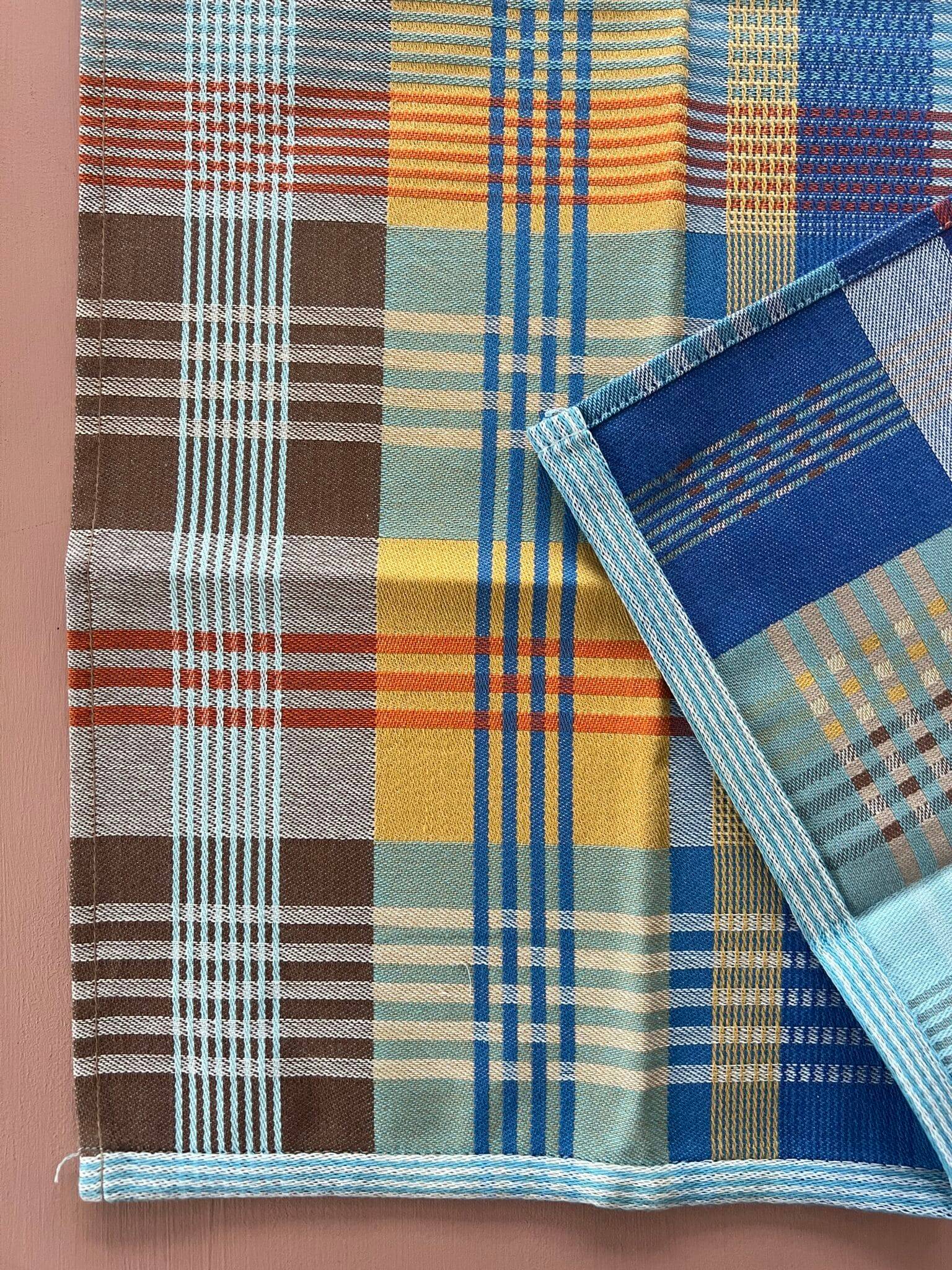 VISKESTYKKE - striber & tern, #96A