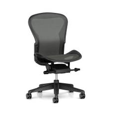 Herman Miller Aeron kontorstol. Vælg selv konfiguration.