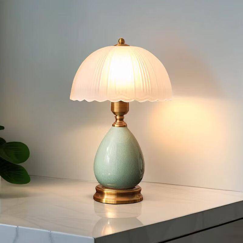 UOSU Retro Pastoralt LED Keramiskt Glas Bordslampa