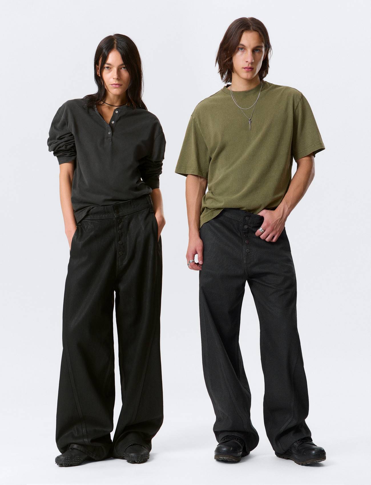 Weekday Astro Loose Utility Baggy Leg Jeans - Black - 34