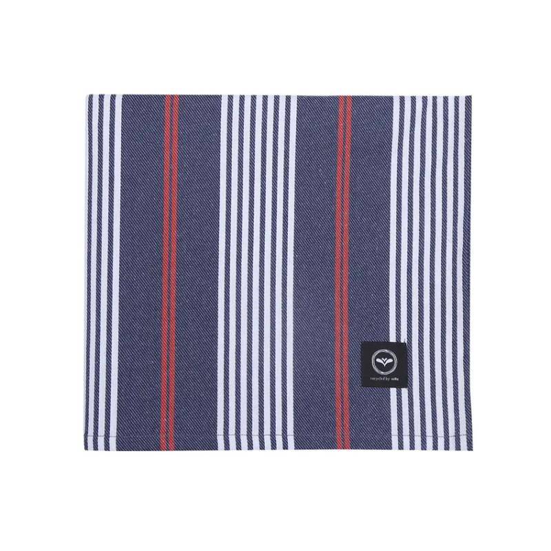 Avtorkningsbar duk HAMPUS, randig i marin stil i marinblått, offwhite och röd i återvunnet material