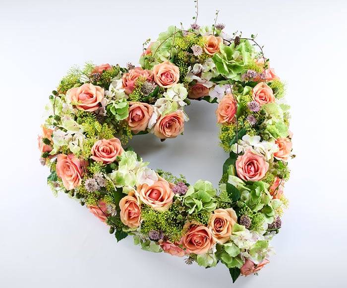 Åbent blomsterhjerte, floristens valg.