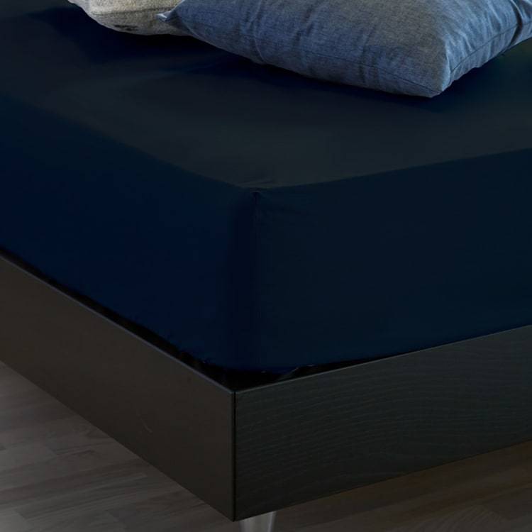 Unikka H-lagen 210x210x11-14 Hvid/satin.