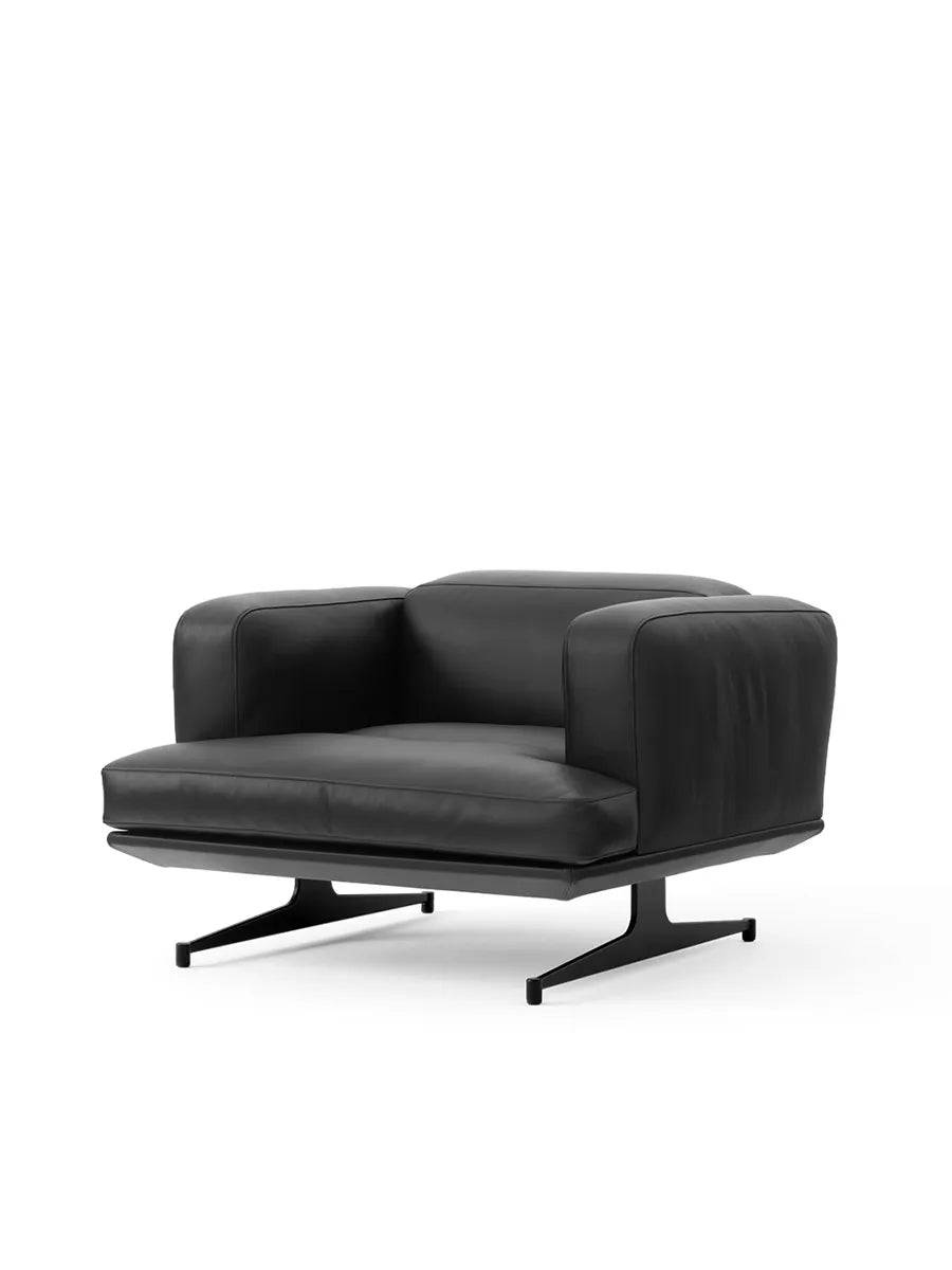 Inland AV21 Lounge Chair fra &Tradition Noble Black læder - sort stel - Jacobsen Plus