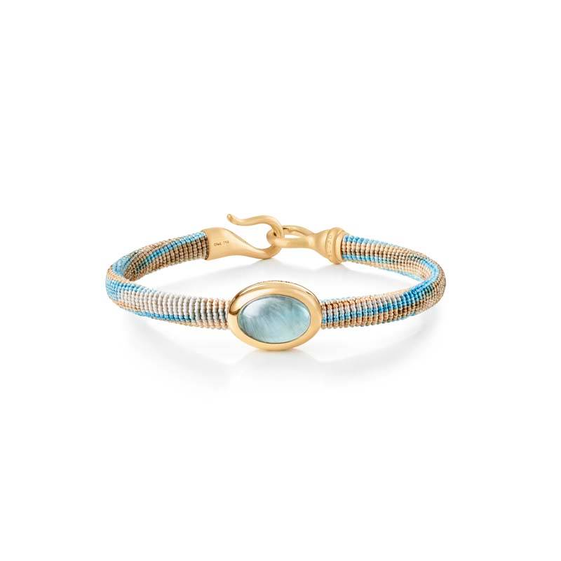 OLE LYNGGAARD COPENHAGEN Life armbånd, håndknyttet reb, Cornflower. Akvamarin fatning i 18 karat rødguld, 6 mm