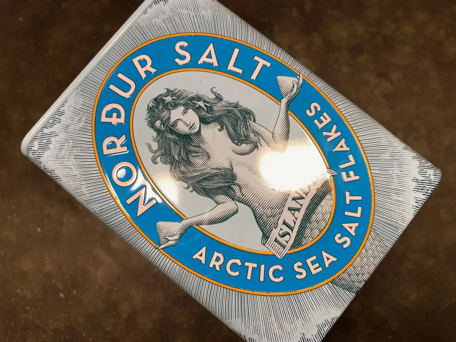 Salt Arctic Sea Salt Flakes i plåtburk (250 g)