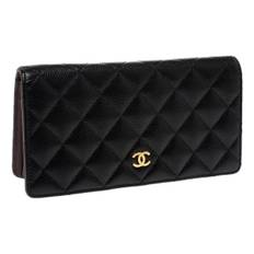 Chanel Timeless/Classique leather wallet