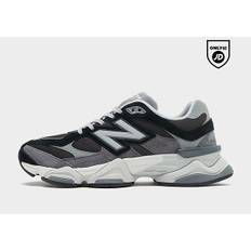 New Balance 9060, Black - 40.5