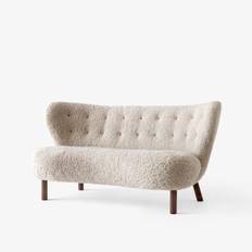 &Tradition Lille Petra VB2 Sofa Moonlight Sheepskin Walnut Legs
