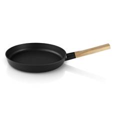 Pande NORDIC KITCHEN 28 cm, Ikke-stick, med træhåndtag, Eva Solo