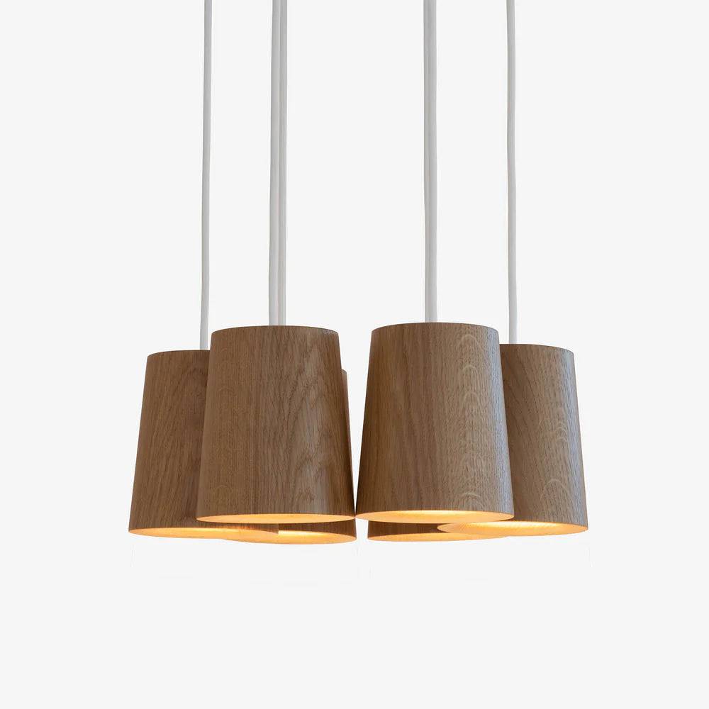 SOLID Pendant kegle Terence Woodgate - 6 pendler inkl. roset / Natur egetræ