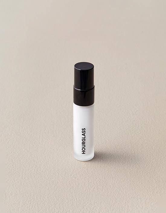 Hourglass Veil Mineral Primer för resor