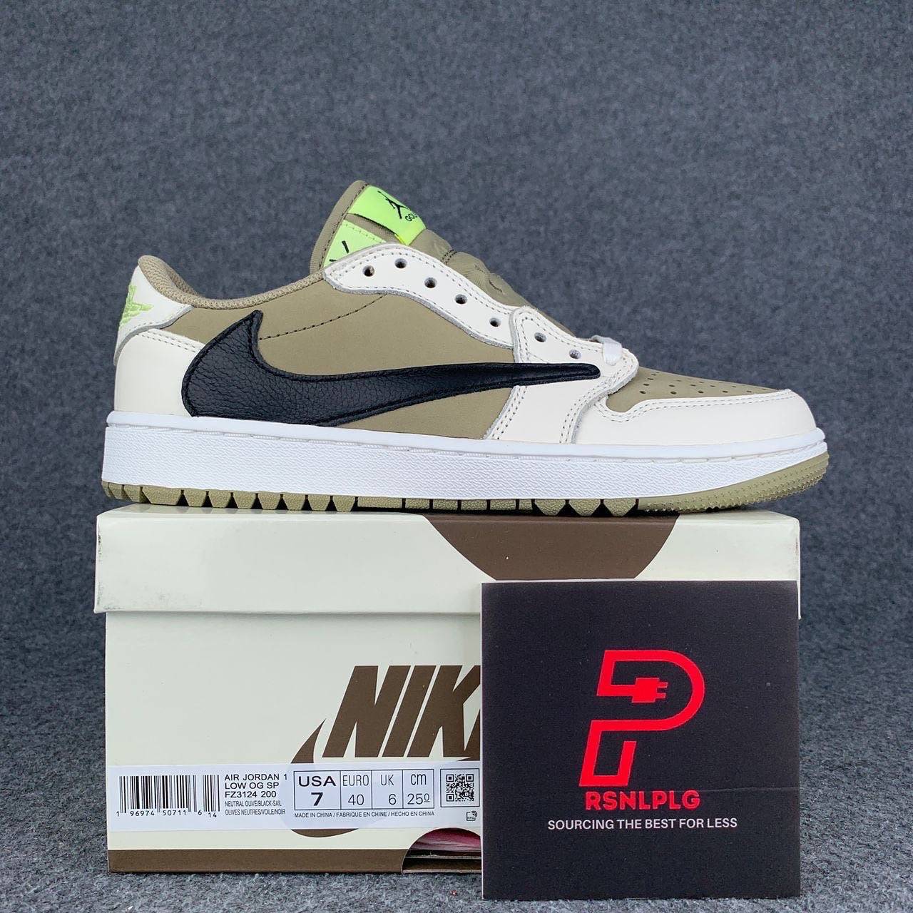 Travis Scott x Air Jordan 1 Low 'Golf' - (Mens) EUR 41 • US 8 • UK 7