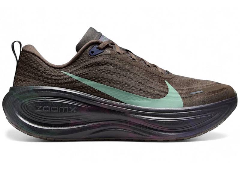 Nike Vomero Plus Ironstone Dark Raisin Quartz Patina - 41 / Standard