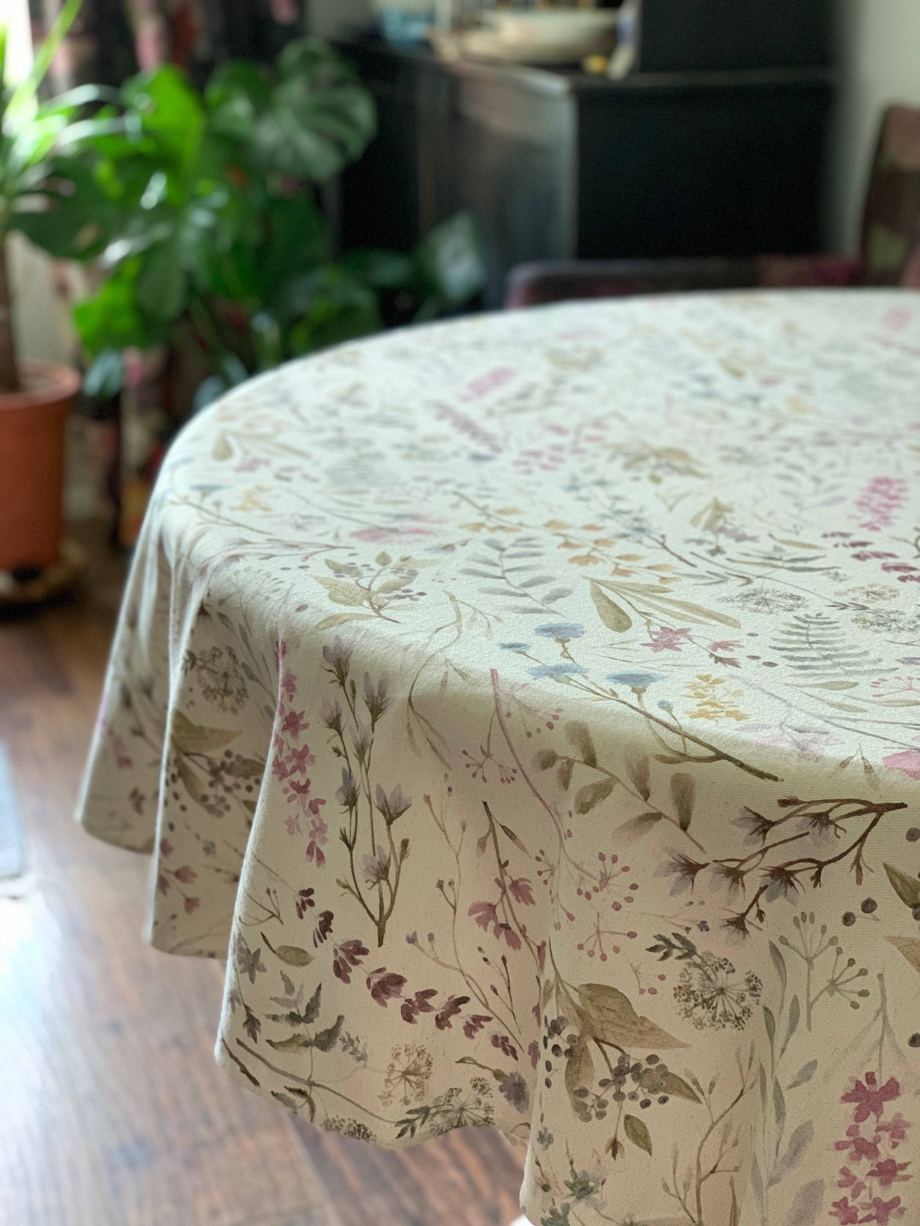 Rund dug i bomuld-hør-blanding, printet, Aitana kollektion, Ø 140cm